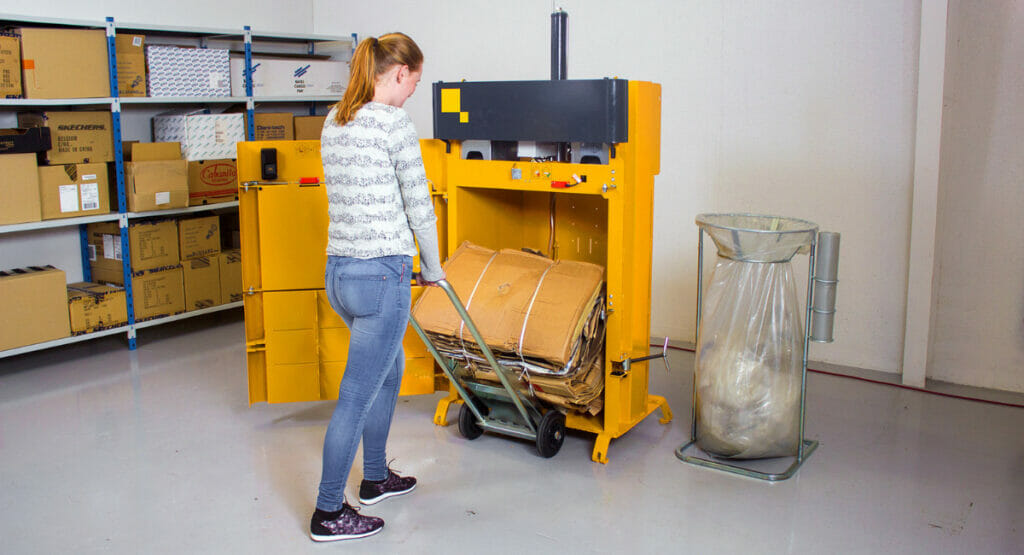 Die Ballenüresse von Bramin kann von kleinen und mittleren Unternehmen genutzt werden.