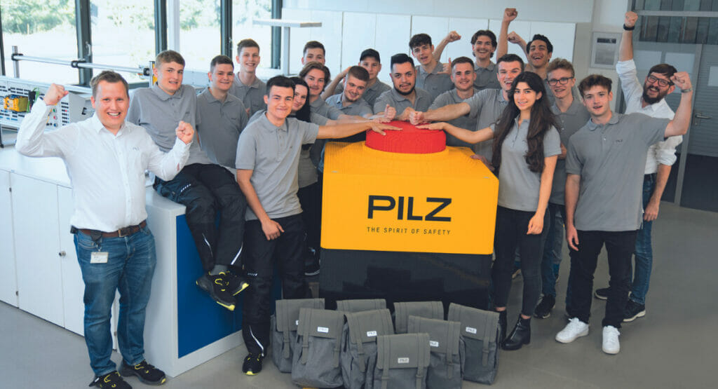 Bei Pilz starten junge Menschen in ihre berufliche Karriere mit einer Ausbildung