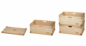 Die FridayBox kann platzsparend gefaltet werden und dient für den Transport von Waren.