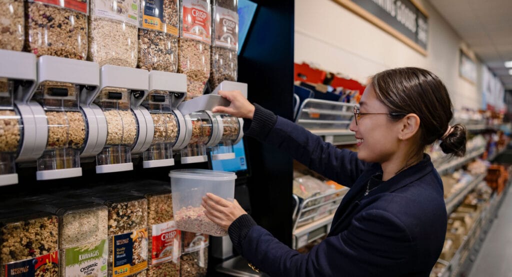 Berry entwickelt einen Mehrwegbehälter für ein Pilotprojekt in UK.