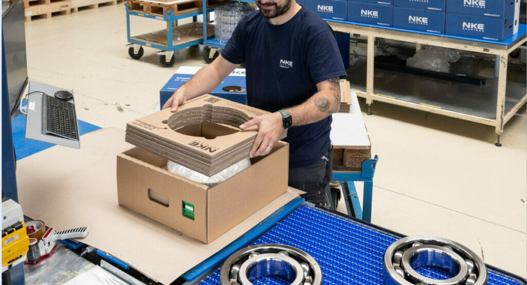 Mondi und NKE verpacken Komponenten für Windkraftanlagen sicher