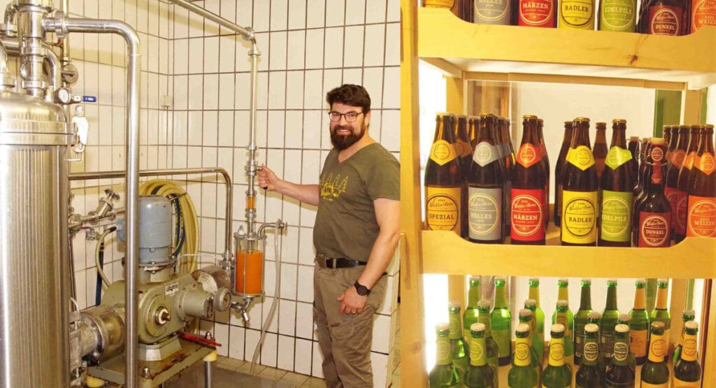 Zwölf verschiedene Biere und 15 alkoholfreie Getränke werden in Königsegg hergestellt und abgefüllt.