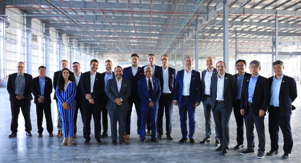 Bei der Eröffnungsfeier den neuen Standorts von Multivac in Indien kamen Vertreterinnen und Vertreter zusammen.