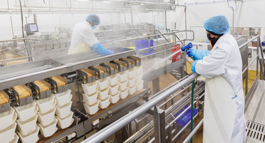 The fresh produce scales can be easily cleaned with spray water.