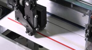 Für einen sauberen Klebstoffauftrag muss der Klebstoff rein sein.