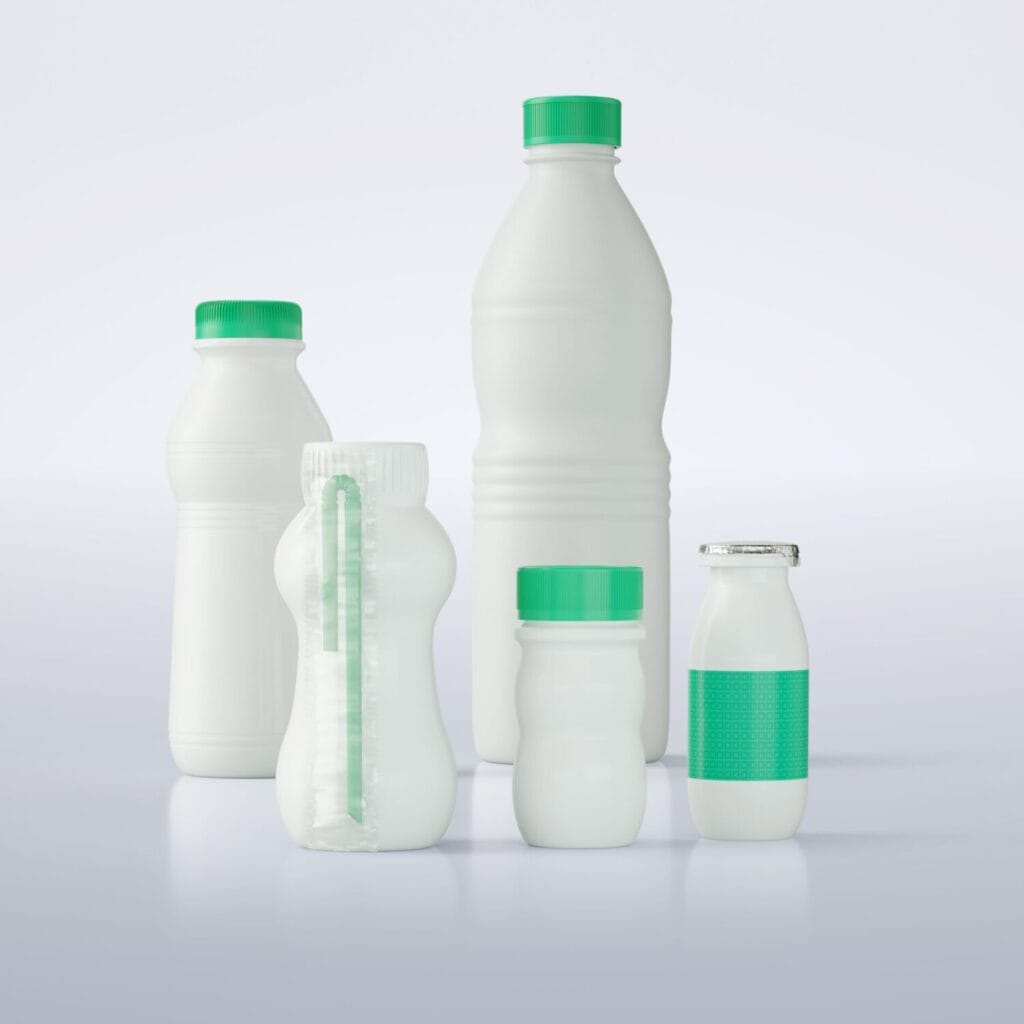 Unterschiedliche Flaschenformate und -materialien füllt die FBL dank flexiblem Handling- und Entkeimungssystem produktschonend ab