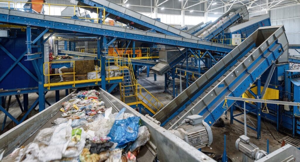 Die Initiative HolyGrail 2.0 konnte nachweisen, dass ihre digitalen Wasserzeichen die präzise Sortierung von Kunststoffabfällen in industriellem Maßstab ermöglichen. (